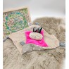 Doudou lapin Sacha taupe et fuchsia