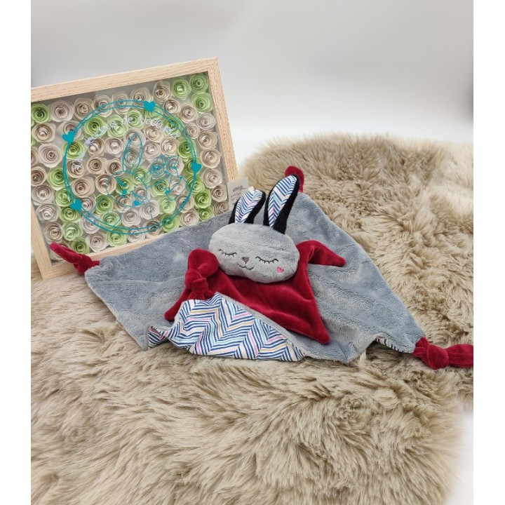 Doudou lapin Sacha gris et bordeaux